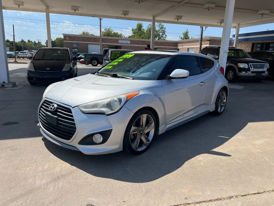 2015 Hyundai Veloster - Image 3 of 12