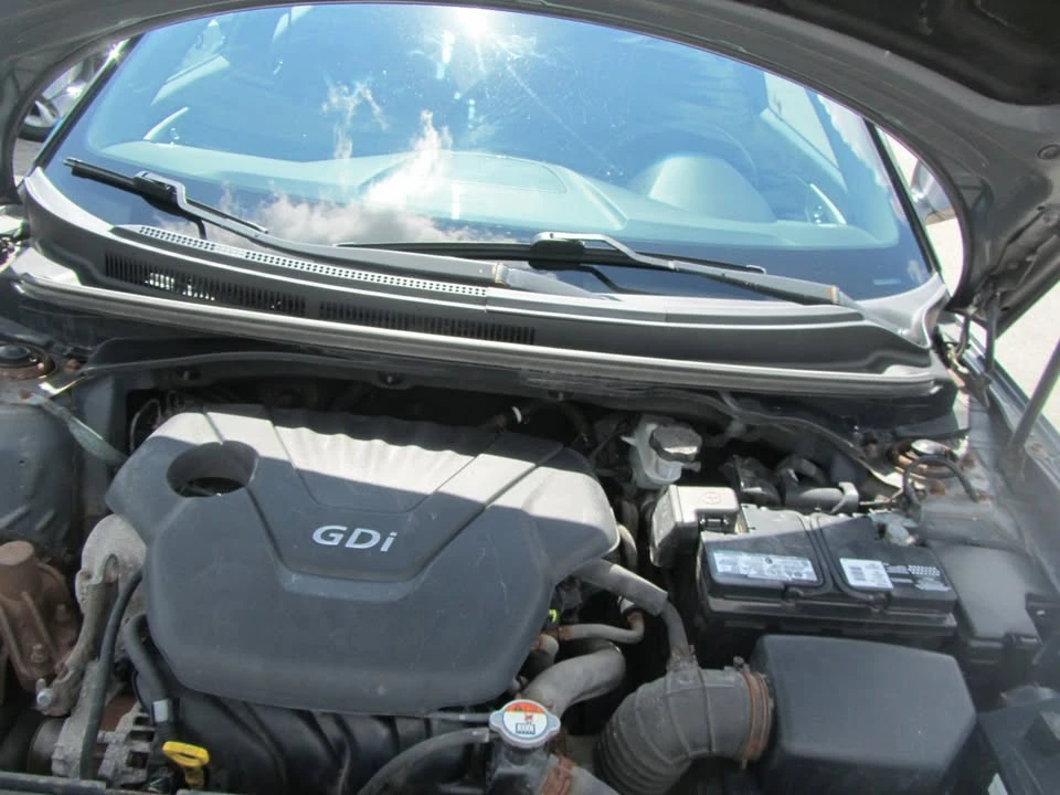 2015 Hyundai Veloster - Image 18 of 19