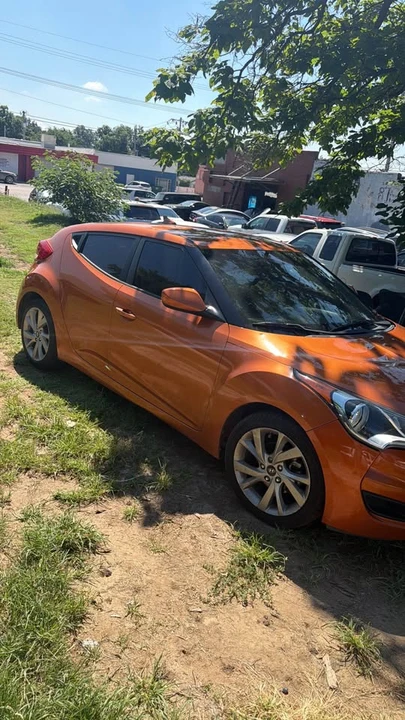 2015 Hyundai Veloster - Image 3 of 7
