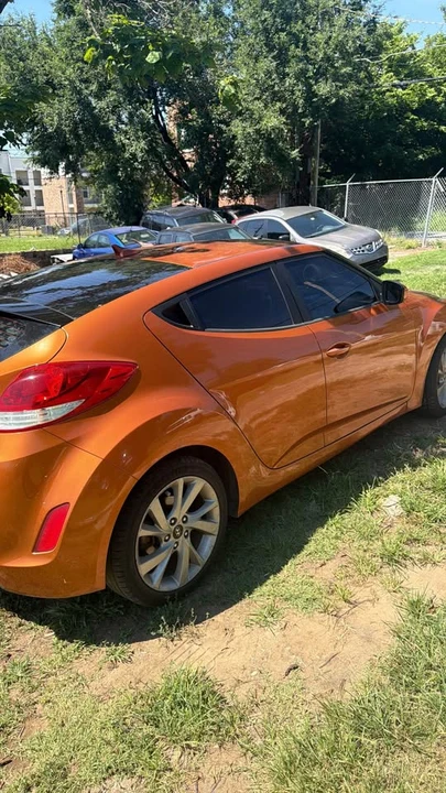2015 Hyundai Veloster - Image 4 of 7