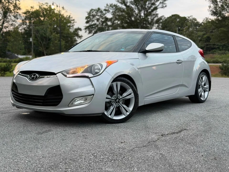 2015 Hyundai Veloster - Image 4 of 17