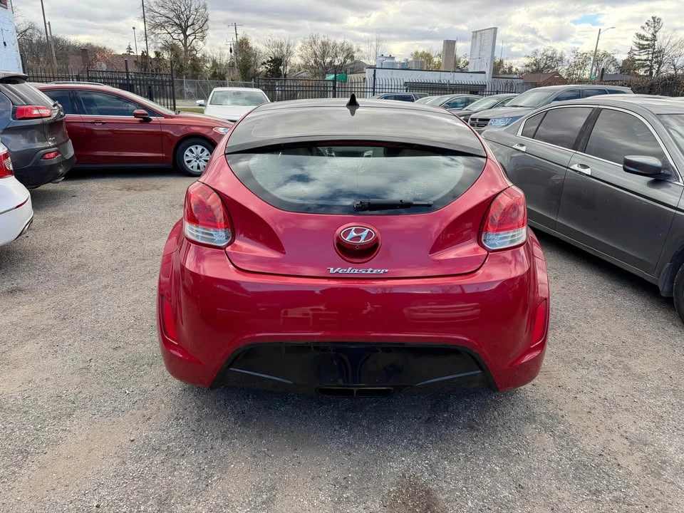 2015 Hyundai Veloster - Image 4 of 6