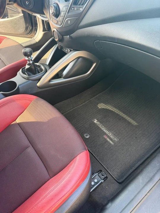 2015 Hyundai Veloster - Image 13 of 14