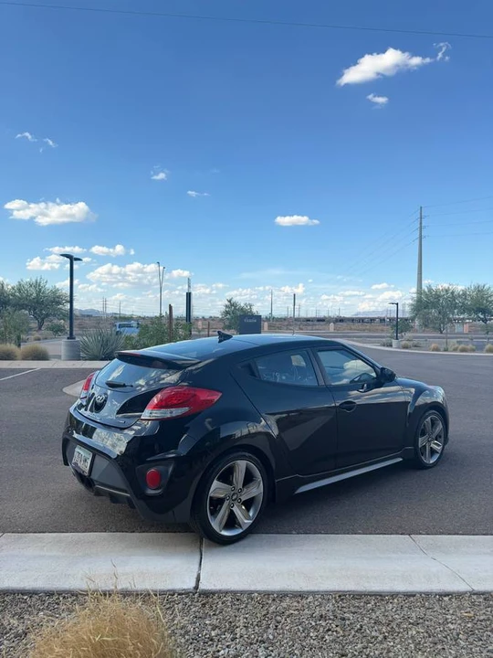 2015 Hyundai Veloster - Image 5 of 14
