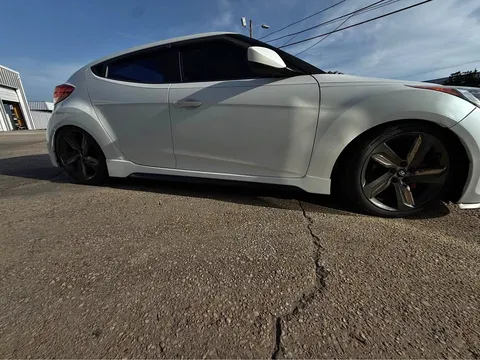 2015 Hyundai Veloster R-spec Coupe 3D