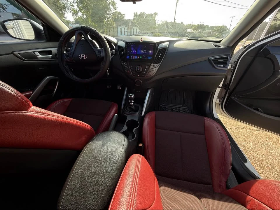 2015 Hyundai Veloster - Image 7 of 8