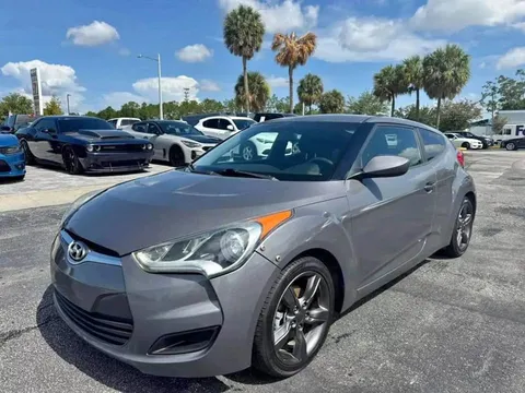 2015 Hyundai Veloster R-spec Coupe 3D