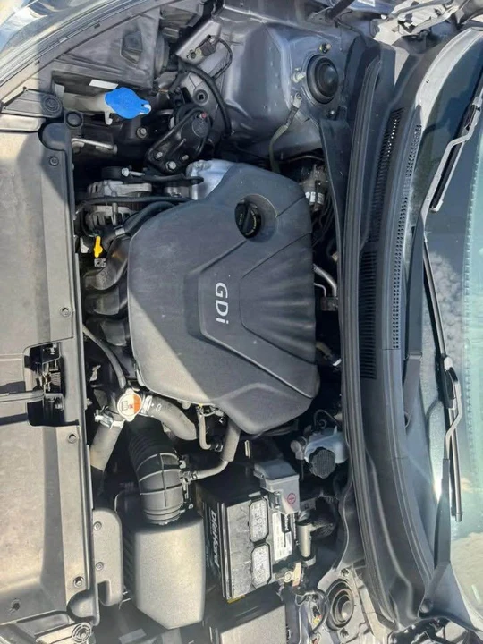 2015 Hyundai Veloster - Image 11 of 12