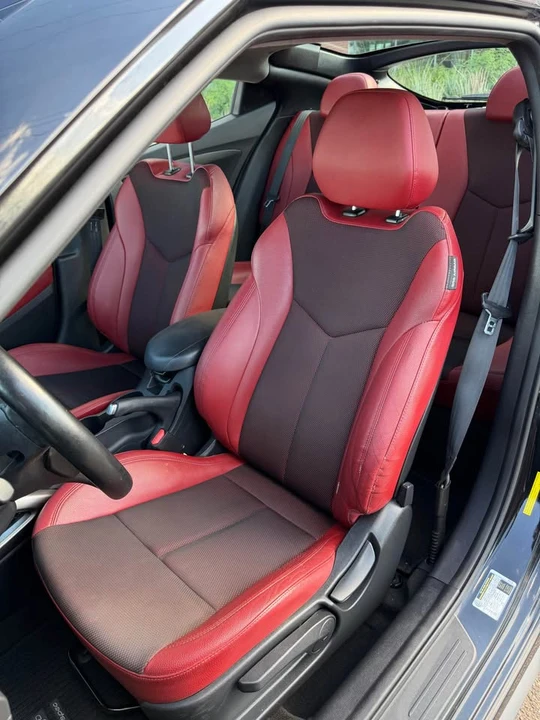 2015 Hyundai Veloster - Image 8 of 12