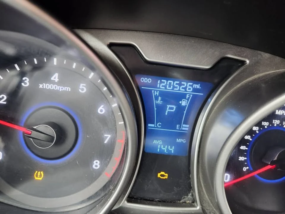 2015 Hyundai Veloster - Image 12 of 13