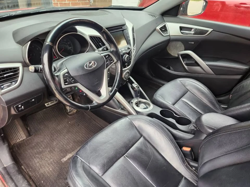2015 Hyundai Veloster - Image 9 of 13