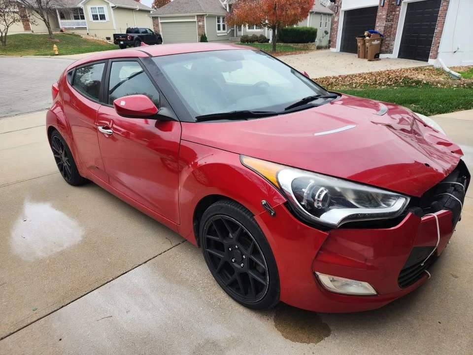 2015 Hyundai Veloster - Image 3 of 13
