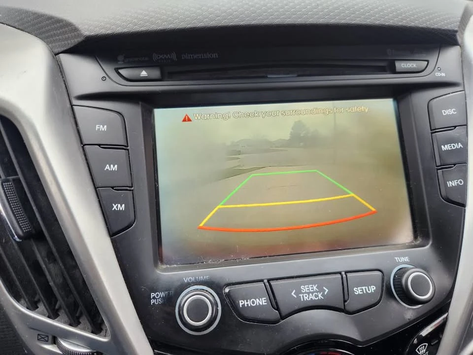 2015 Hyundai Veloster - Image 11 of 13