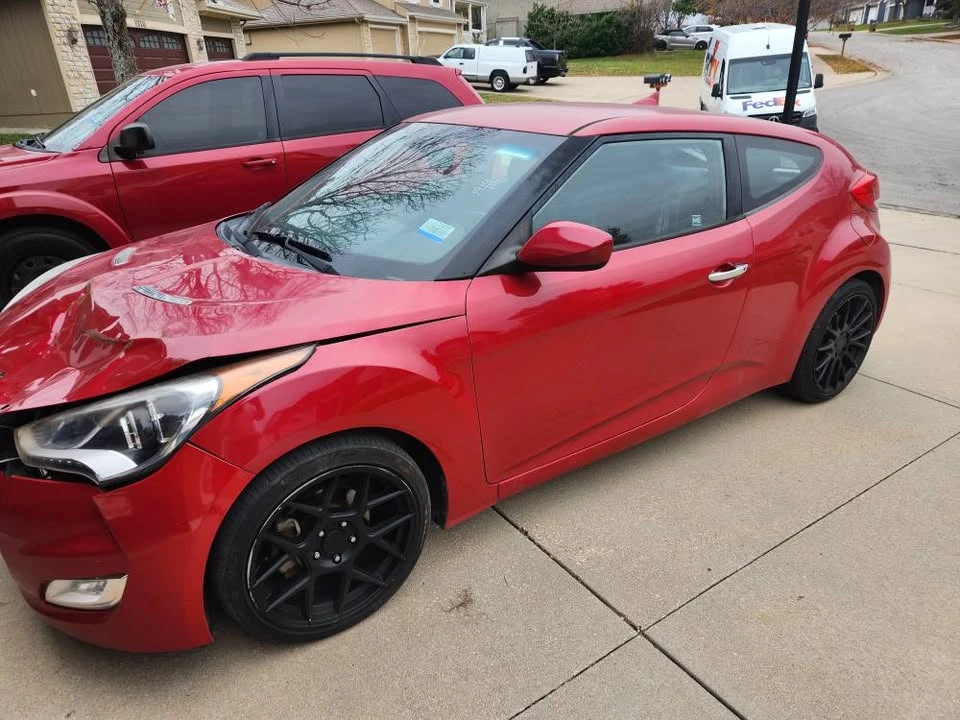 2015 Hyundai Veloster - Image 8 of 13