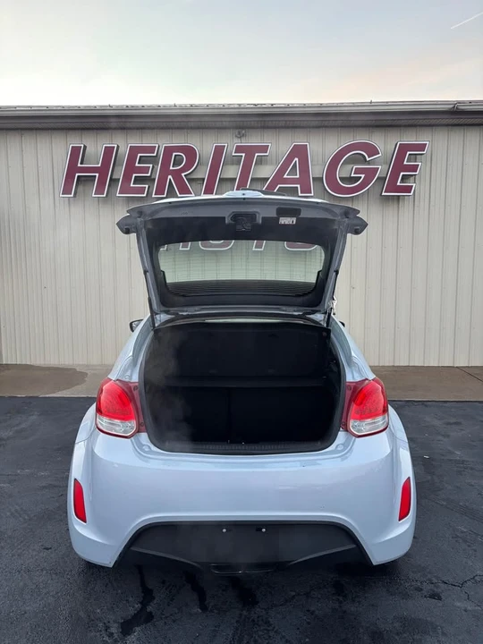 2015 Hyundai Veloster - Image 5 of 11