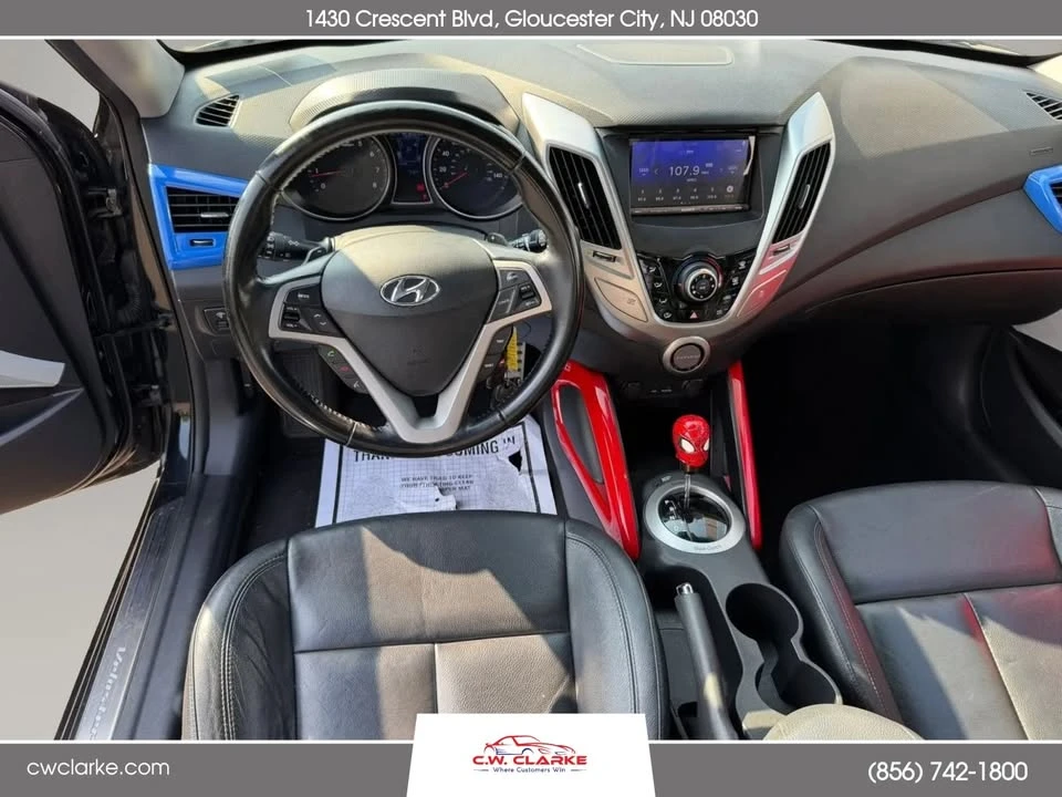 2015 Hyundai Veloster - Image 12 of 18