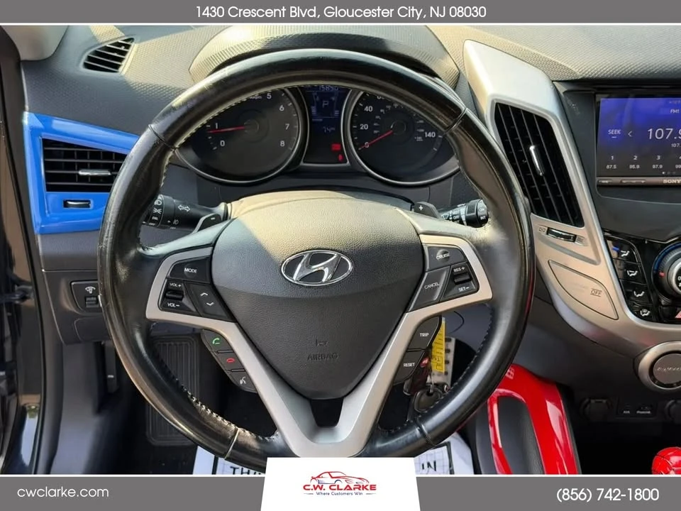 2015 Hyundai Veloster - Image 13 of 18