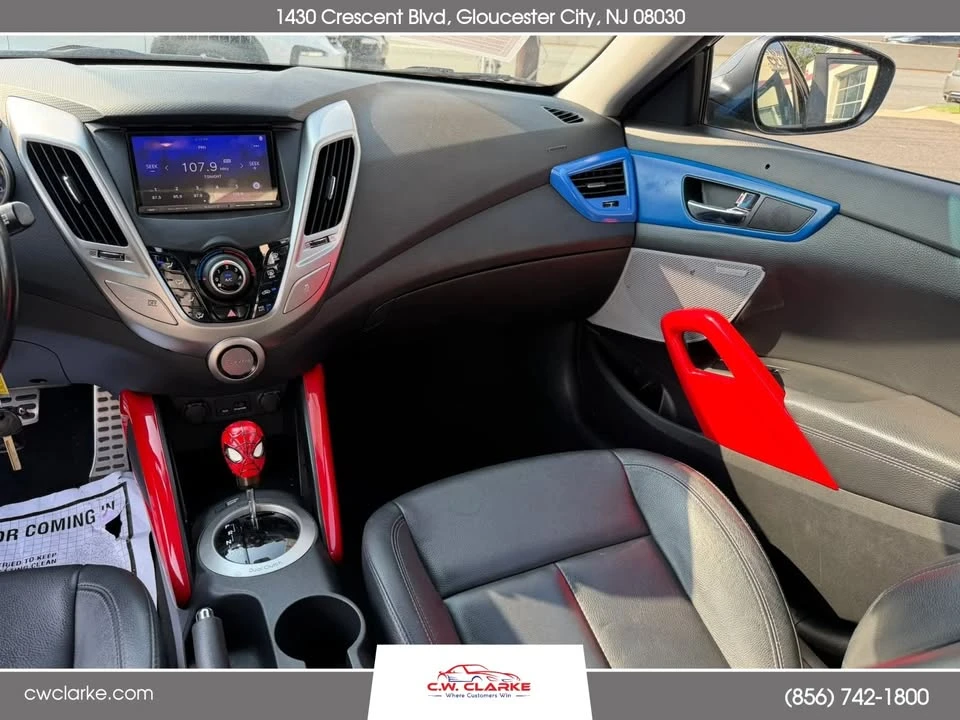 2015 Hyundai Veloster - Image 11 of 18