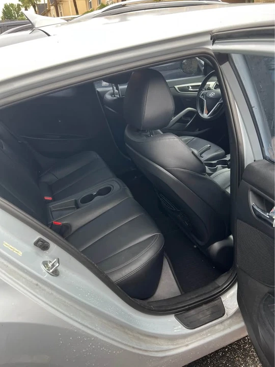 2015 Hyundai Veloster - Image 4 of 9