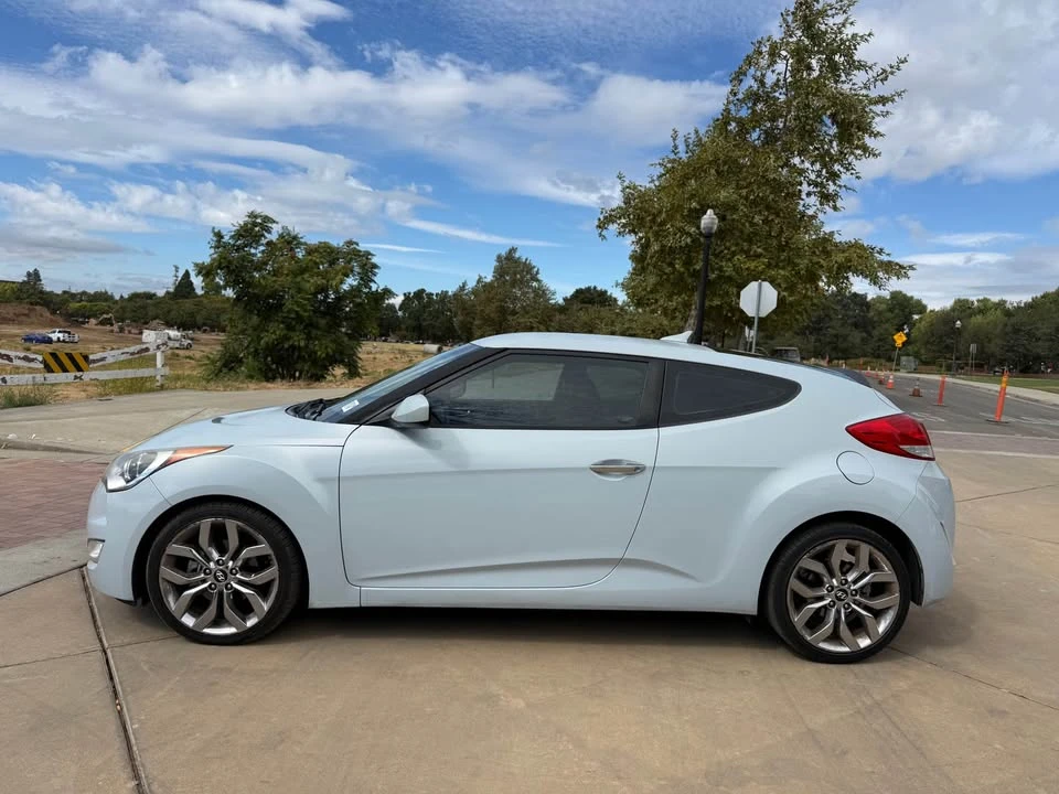 2015 Hyundai Veloster - Image 3 of 16