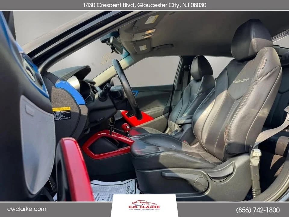 2015 Hyundai Veloster - Image 7 of 18