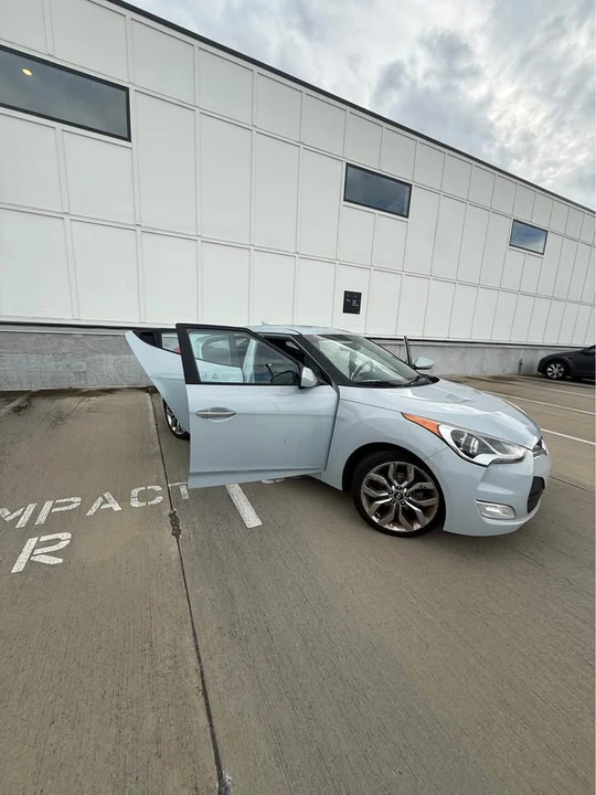 2015 Hyundai Veloster - Image 6 of 7