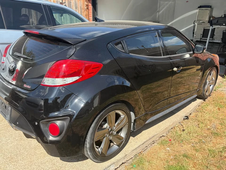 2015 Hyundai Veloster - Image 13 of 13