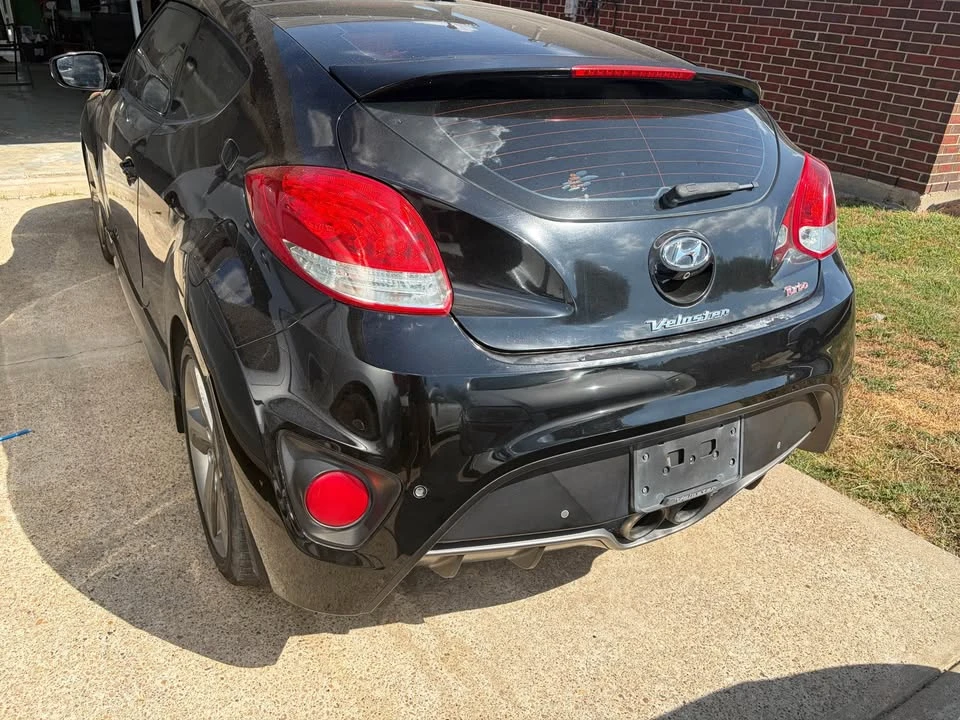 2015 Hyundai Veloster - Image 8 of 13