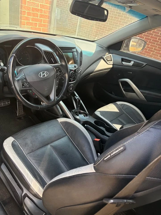 2015 Hyundai Veloster - Image 3 of 13