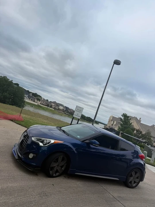 2015 Hyundai Veloster - Image 4 of 10