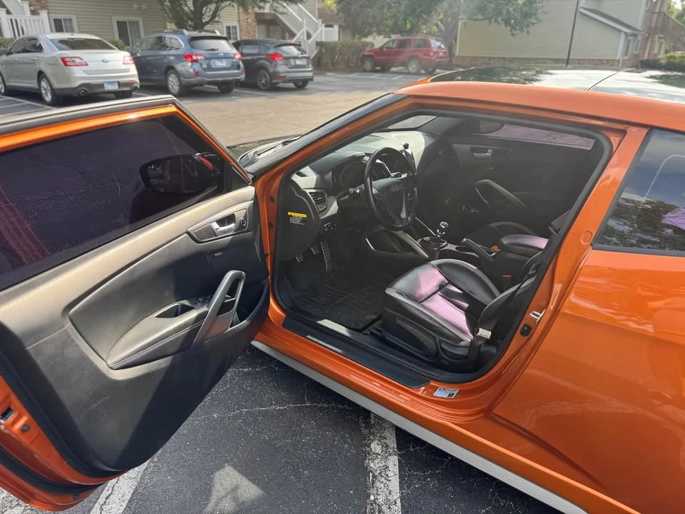 2015 Hyundai Veloster - Image 3 of 12