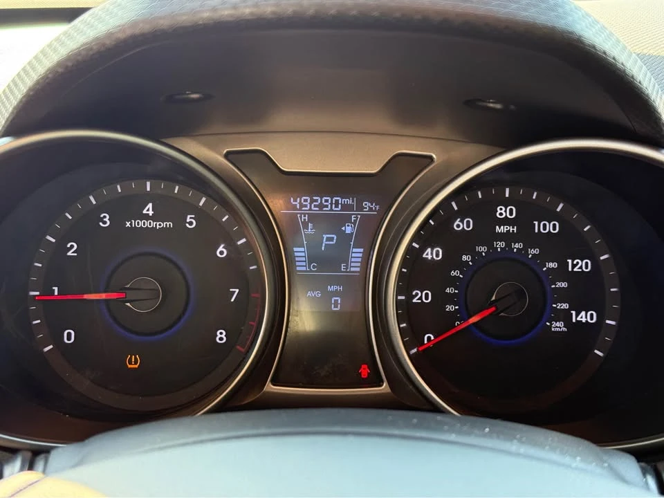 2015 Hyundai Veloster - Image 12 of 17