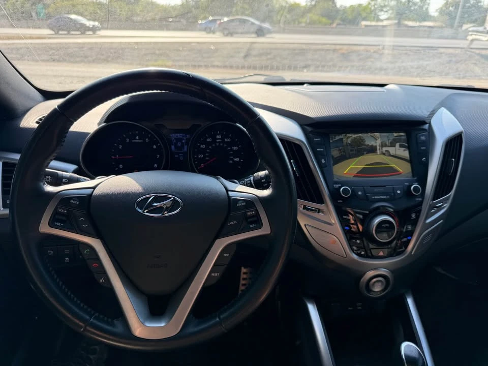 2015 Hyundai Veloster - Image 17 of 17