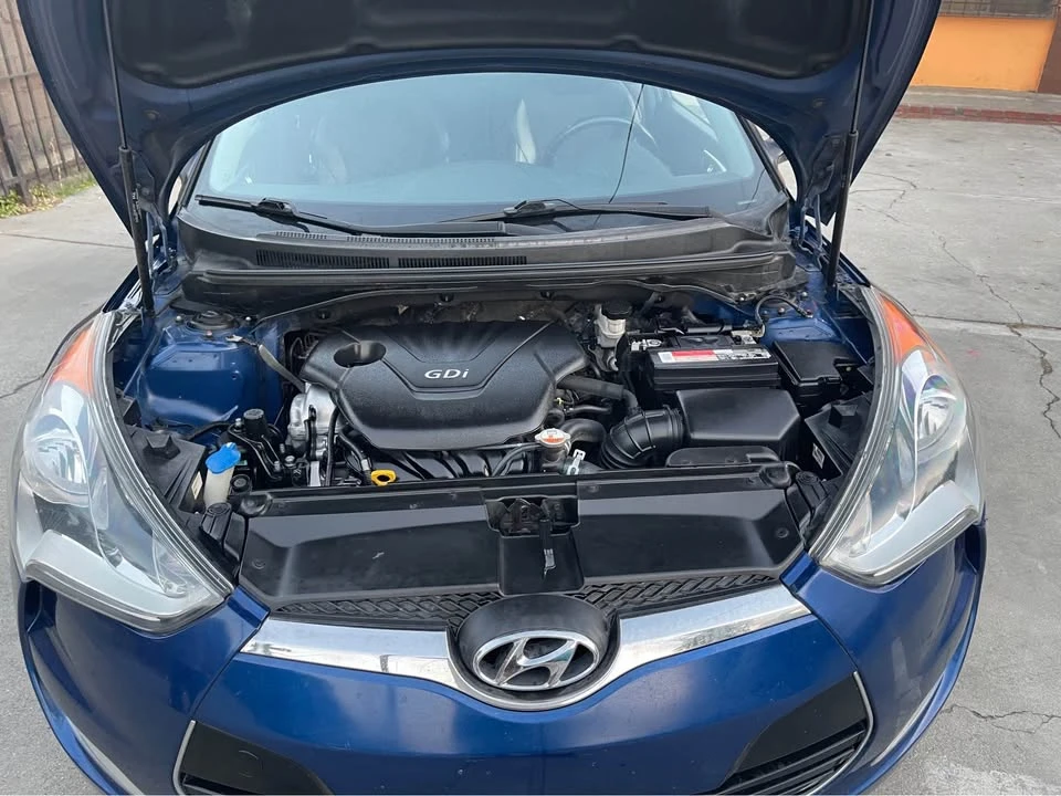 2015 Hyundai Veloster - Image 7 of 9