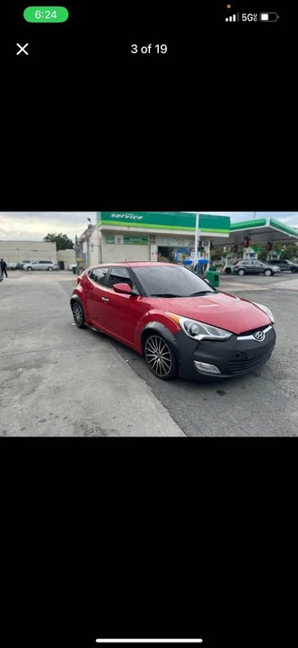 2015 Hyundai Veloster - Image 16 of 18