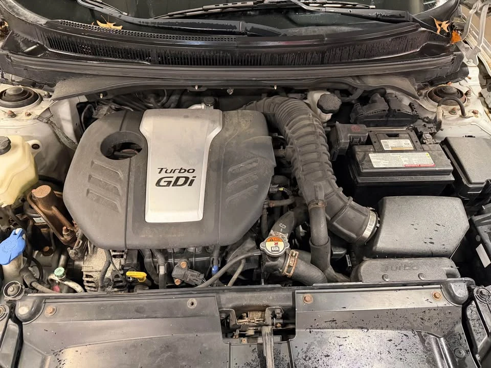 2015 Hyundai Veloster - Image 15 of 19