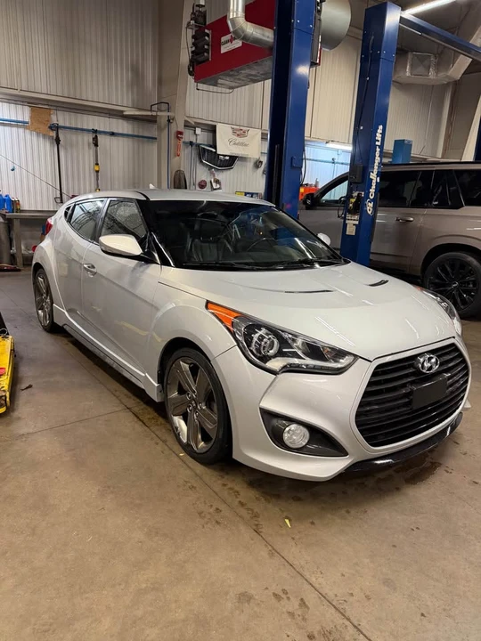 2015 Hyundai Veloster - Image 3 of 19