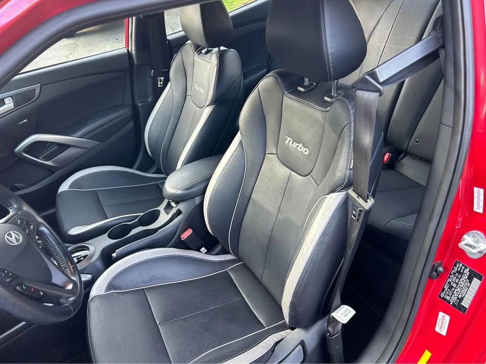 2015 Hyundai Veloster - Image 7 of 11