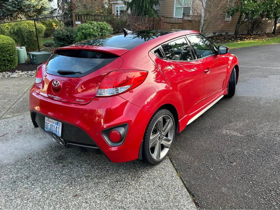 2015 Hyundai Veloster - Image 4 of 11