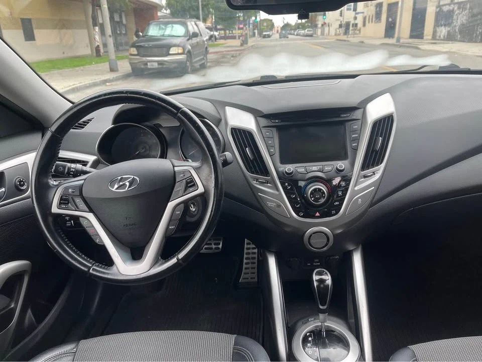 2015 Hyundai Veloster - Image 13 of 13