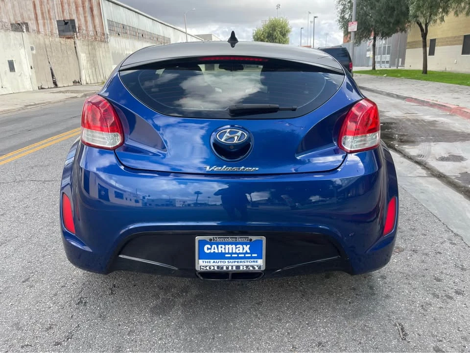 2015 Hyundai Veloster - Image 8 of 13