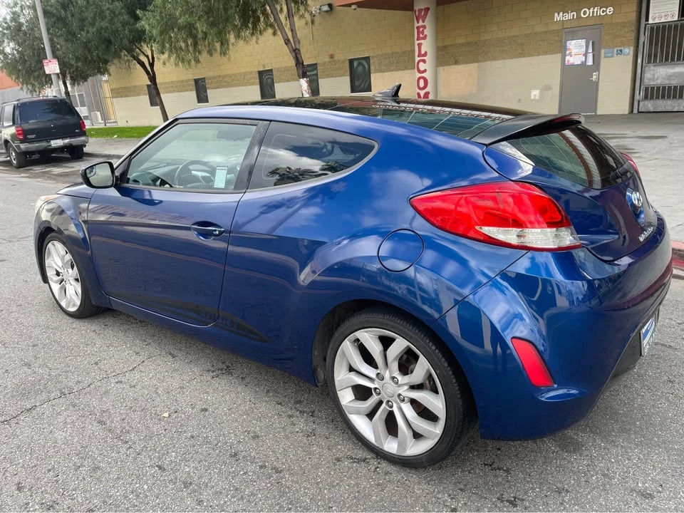 2015 Hyundai Veloster - Image 6 of 13