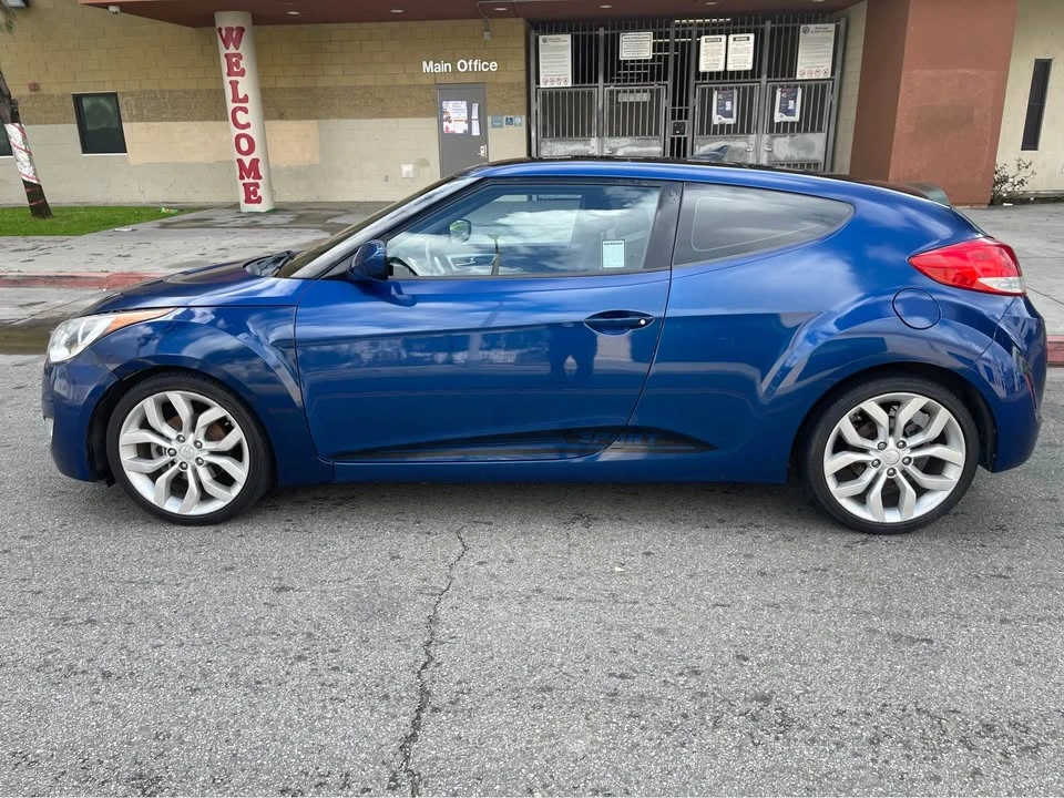 2015 Hyundai Veloster - Image 5 of 13