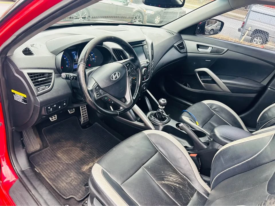 2015 Hyundai Veloster - Image 11 of 18