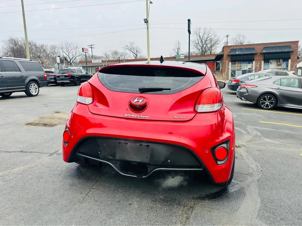 2015 Hyundai Veloster - Image 7 of 18