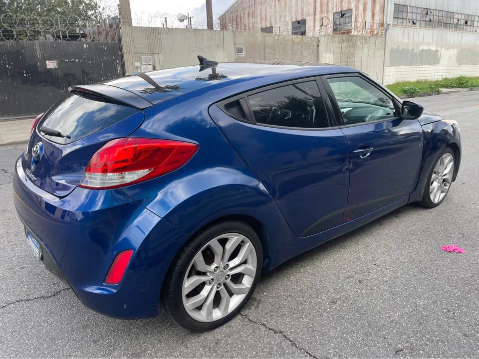 2015 Hyundai Veloster - Image 5 of 13