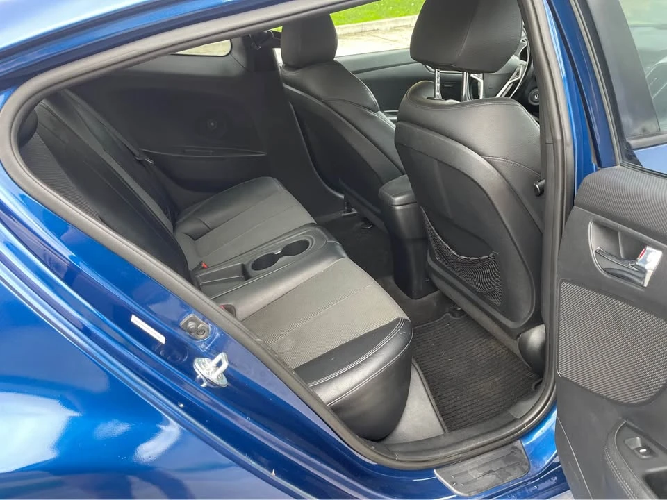 2015 Hyundai Veloster - Image 10 of 13