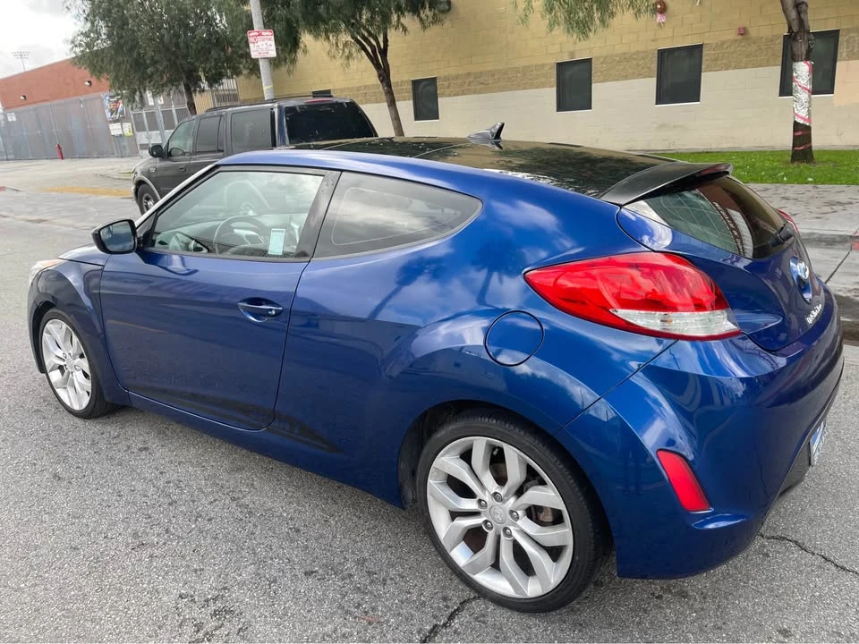 2015 Hyundai Veloster - Image 7 of 13