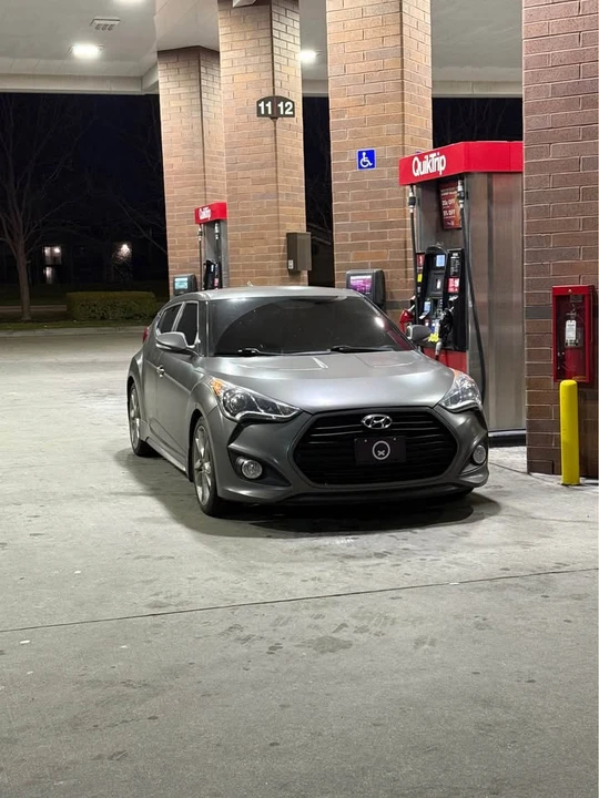 2015 Hyundai Veloster - Image 4 of 4