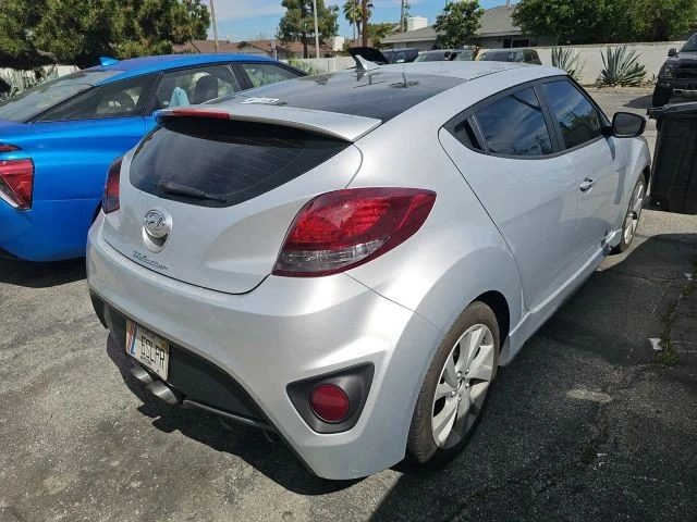 2015 Hyundai Veloster - Image 5 of 9